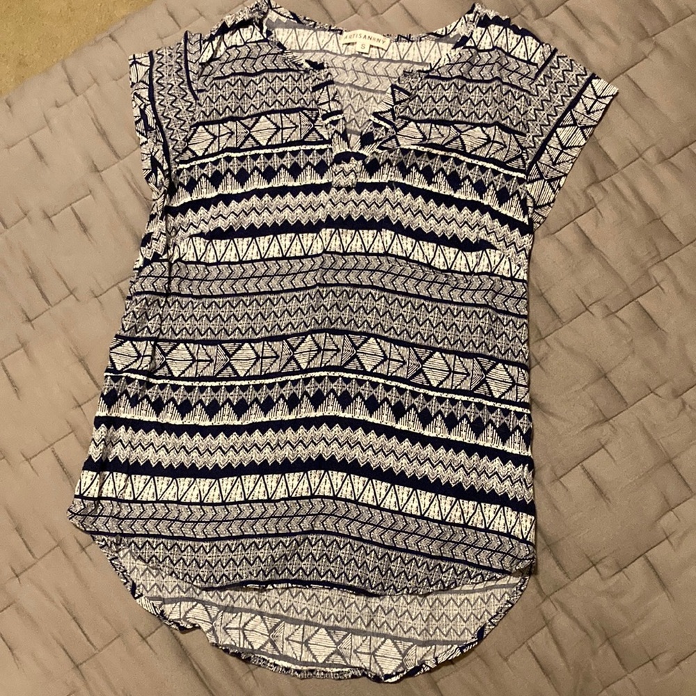 Patterned Black and White Women's Top